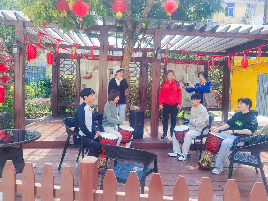 杏林书厢手鼓
